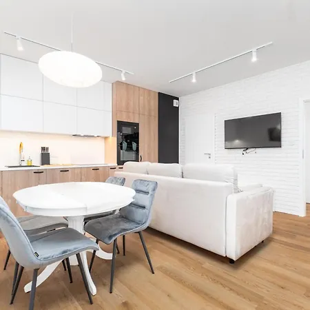 Przy Torach 3 By Homeprime Warsaw